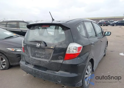2013 Honda Fit Sport z USA, uszkodzony, nr VIN JHMGE8H53DC007347